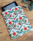 Roses & Romance | Kindle Sleeve