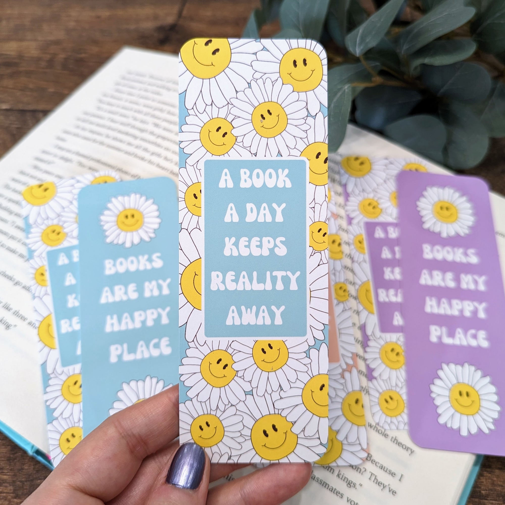 Happy Daisies Bookmarks