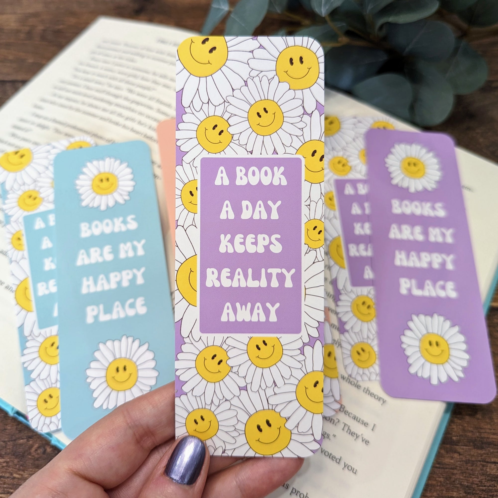 Happy Daisies Bookmarks