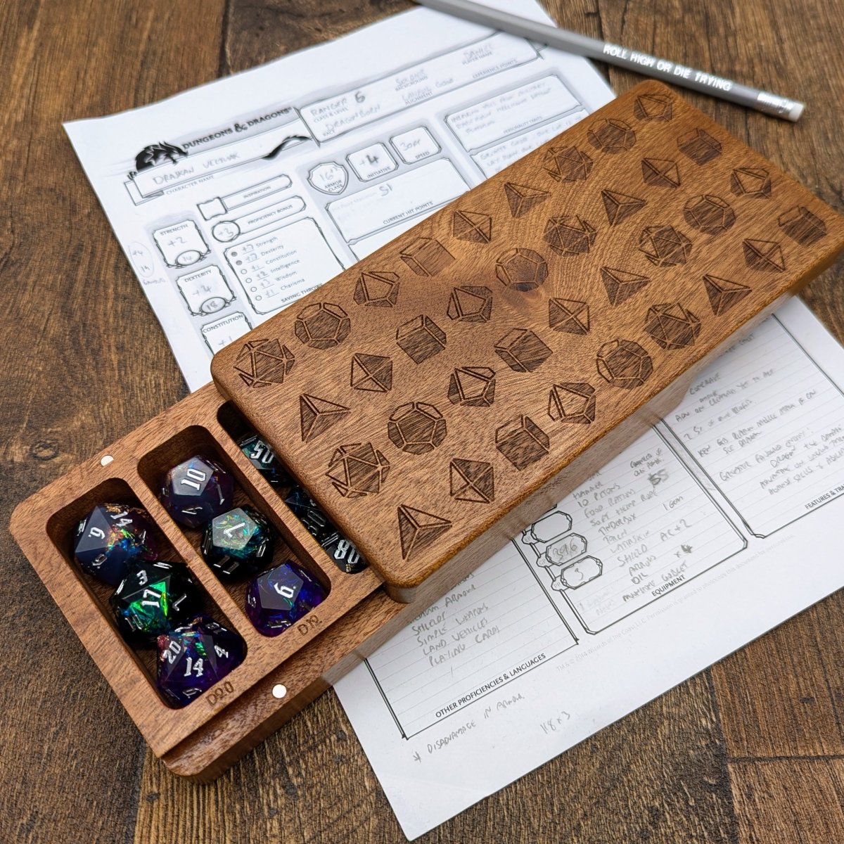 Wooden Dice Vault - Mint &amp; Mustard